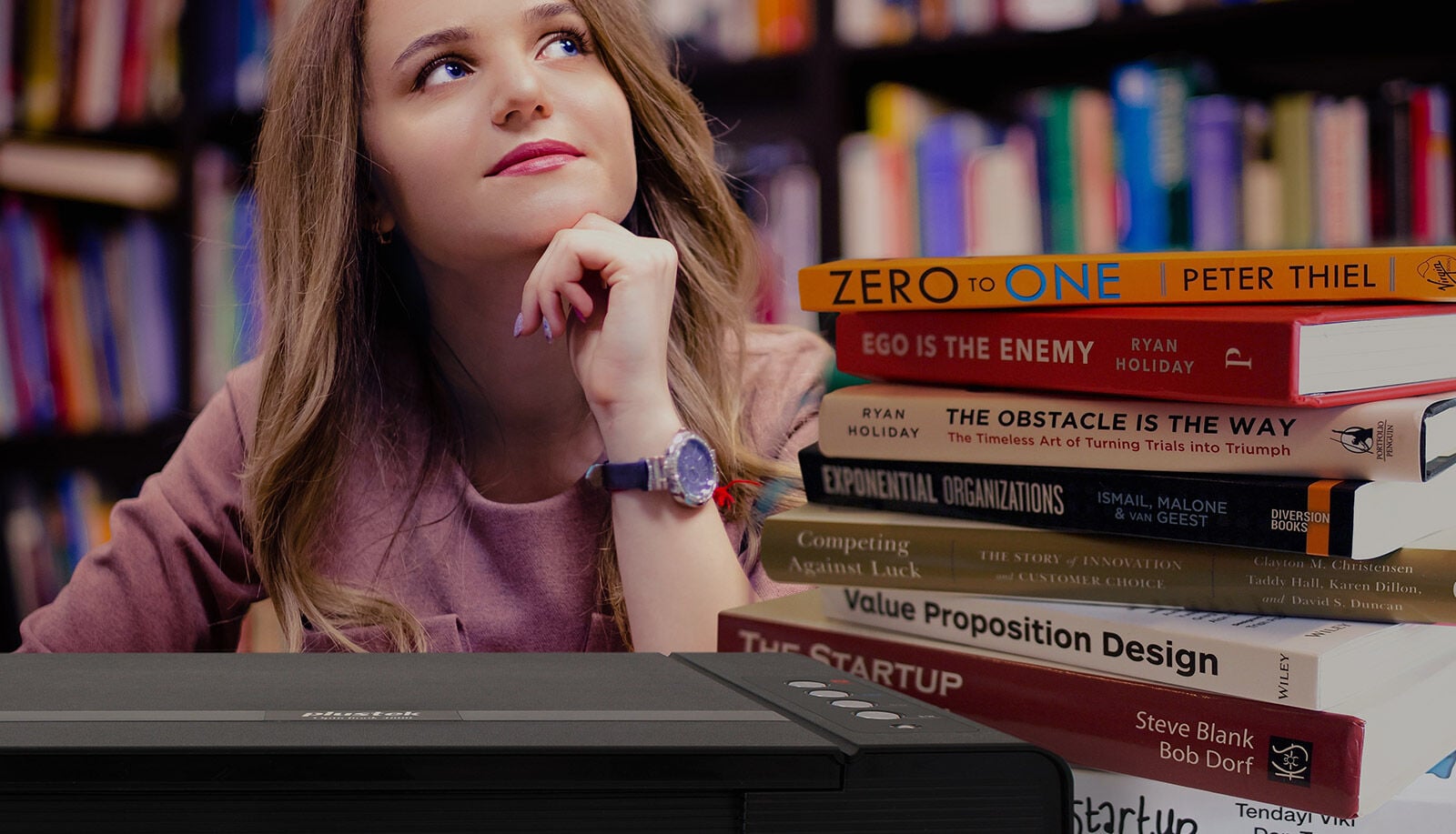 Plustek OpticBook 4800轻松创建、扫描和储存厚书籍！